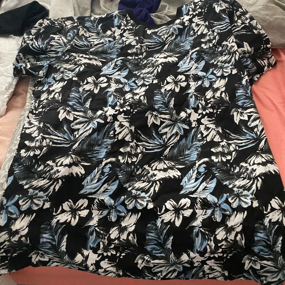 MEN'S GRAPHIC SHORT SLEEVE T SHIRT